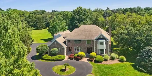 12 John Stevens Rd