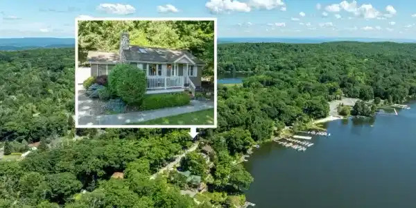 2217 Lakeside Drive West