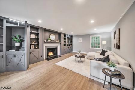 359 Dogwood Way