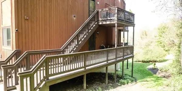 6 Baily Bunion Ct