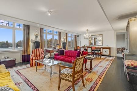 616 S Orange Ave, Skyhouse 4