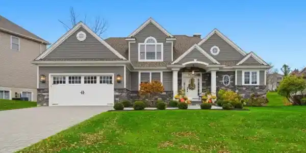 14 Country Ln