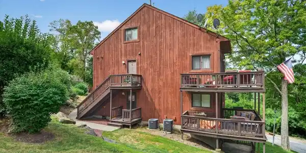 3 Red Lodge Dr