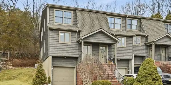 5 Mountain Ridge Rd