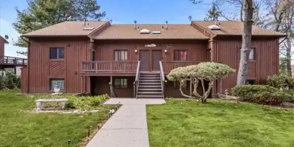 4 Alta Ct