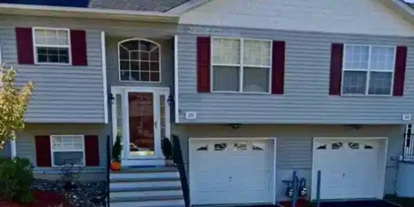 25 Oak Point Dr
