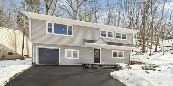 550 Ramapo Valley Rd