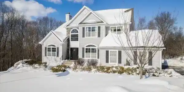 6 Murphy Court