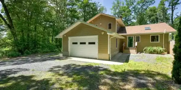 11 Mt Crest Rd