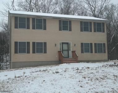 16 Crest Rd
