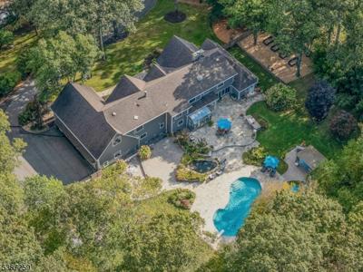 21 Puddingstone Rd