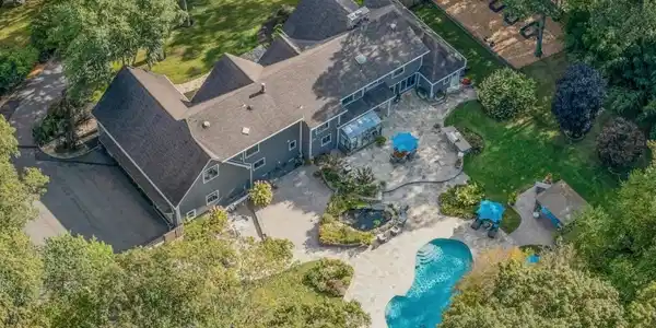 21 Puddingstone Rd