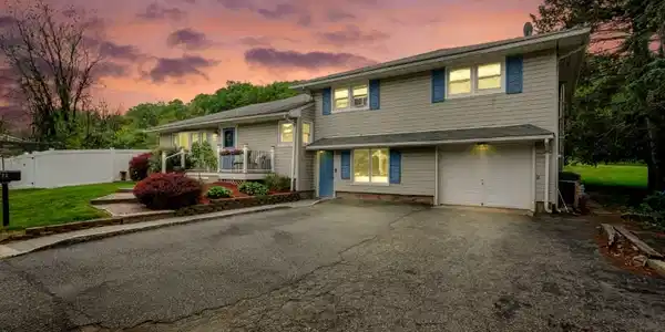 22 Federal Hill Rd