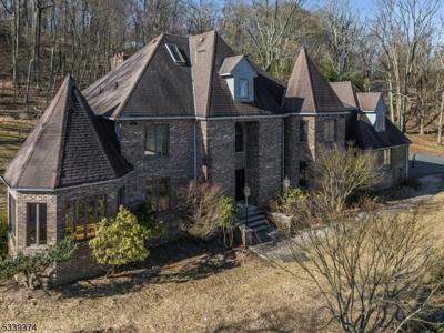 6 Spring Hill Rd
