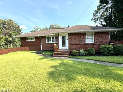 599 Totowa Rd