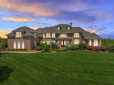 8 Skyview Dr