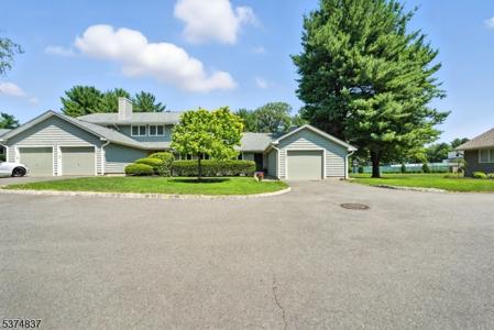 106 Hopkins Ct