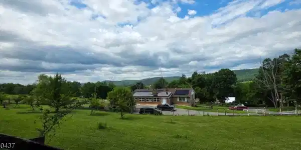 610 Jackson Valley Rd