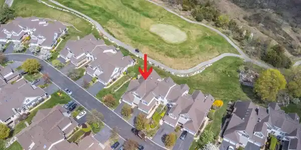 90 Briar Ct