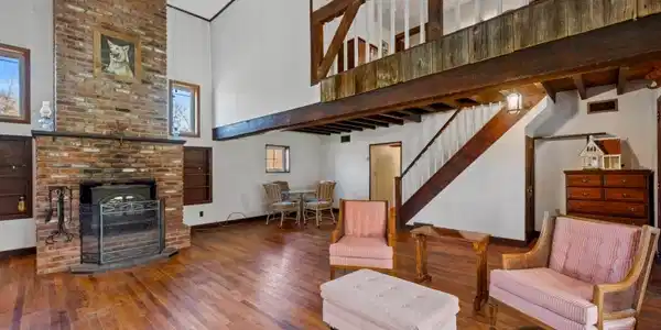 185 Petersburg Rd