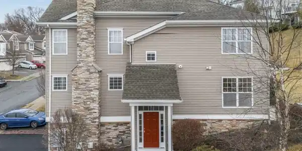 76 Indigo Rd