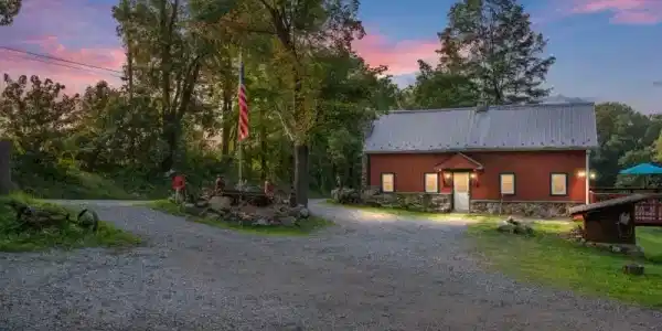226 Barrett Rd