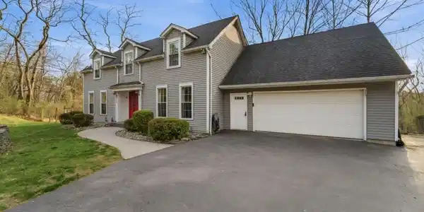 675 Uniontown Rd