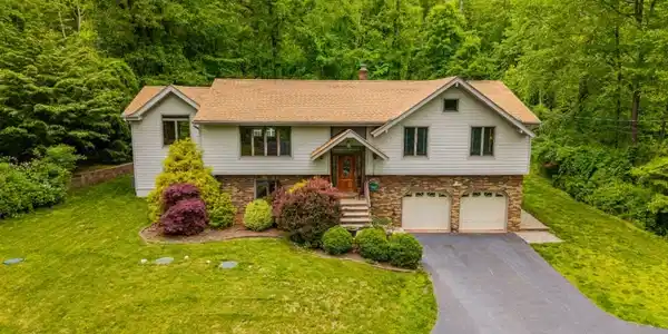 542 Drakestown Rd