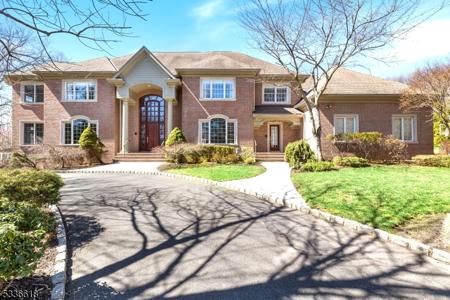 621 Valley Rd