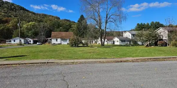 Horton Ave