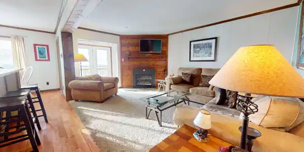 203 B Summit Drive