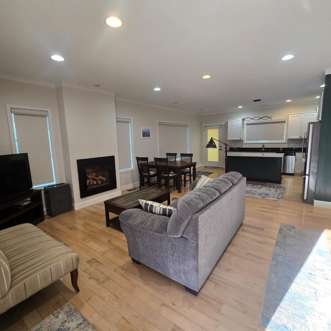 Image 4: Open Living/Kitchen/Dining Area