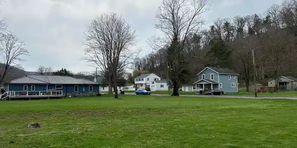 Image 4: pic 2