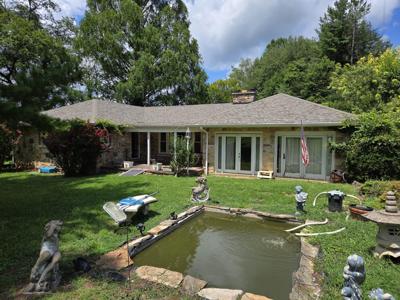 607 Bear Springs Rd