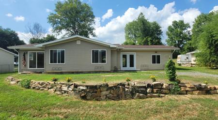 33 Dillon Ln Lane
