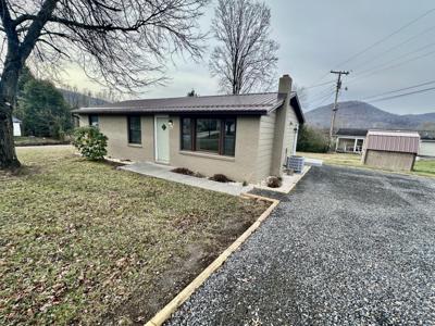 17 Garnet St
