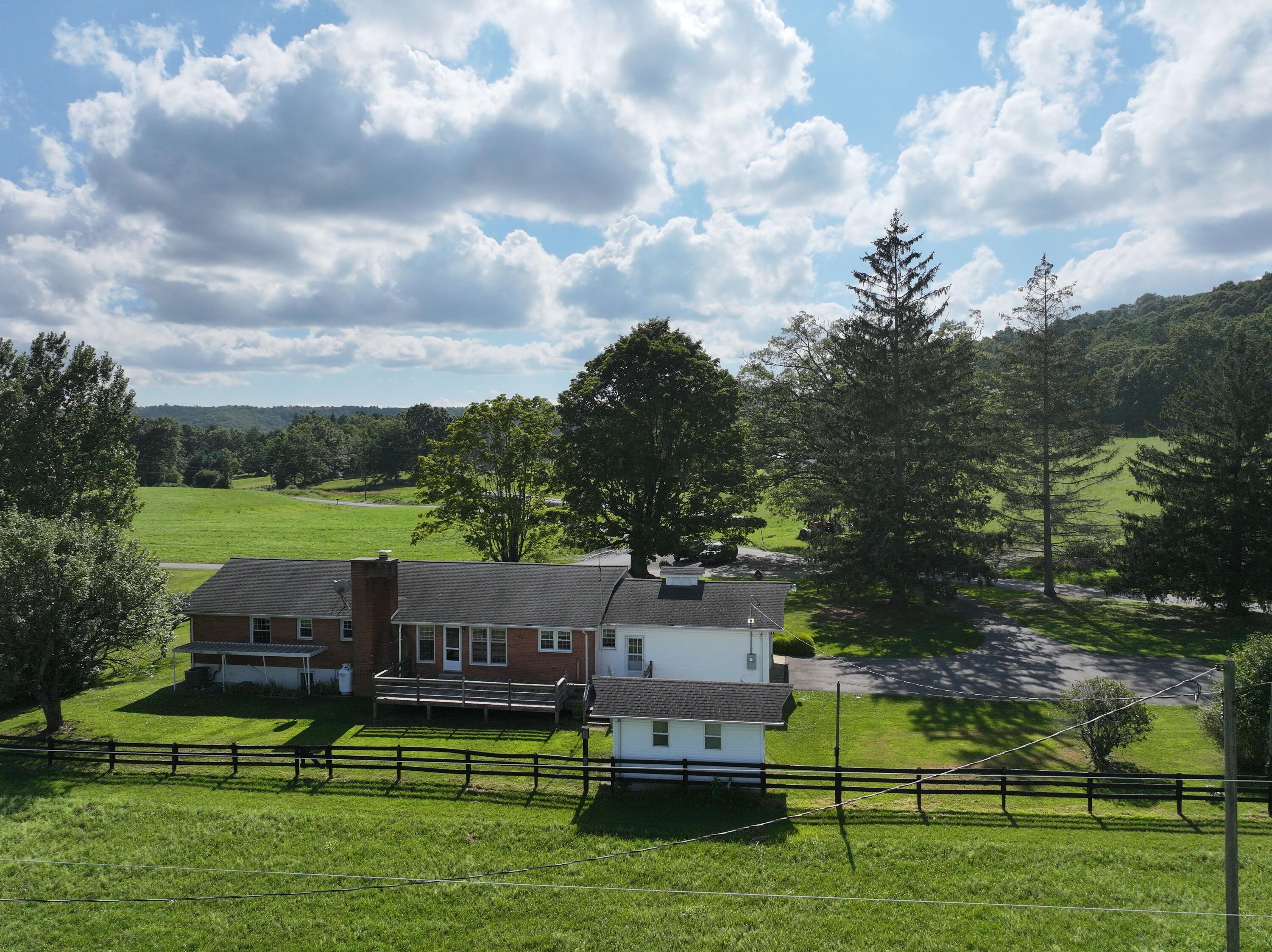 Image 2: DJI_20250809211548_0060_D