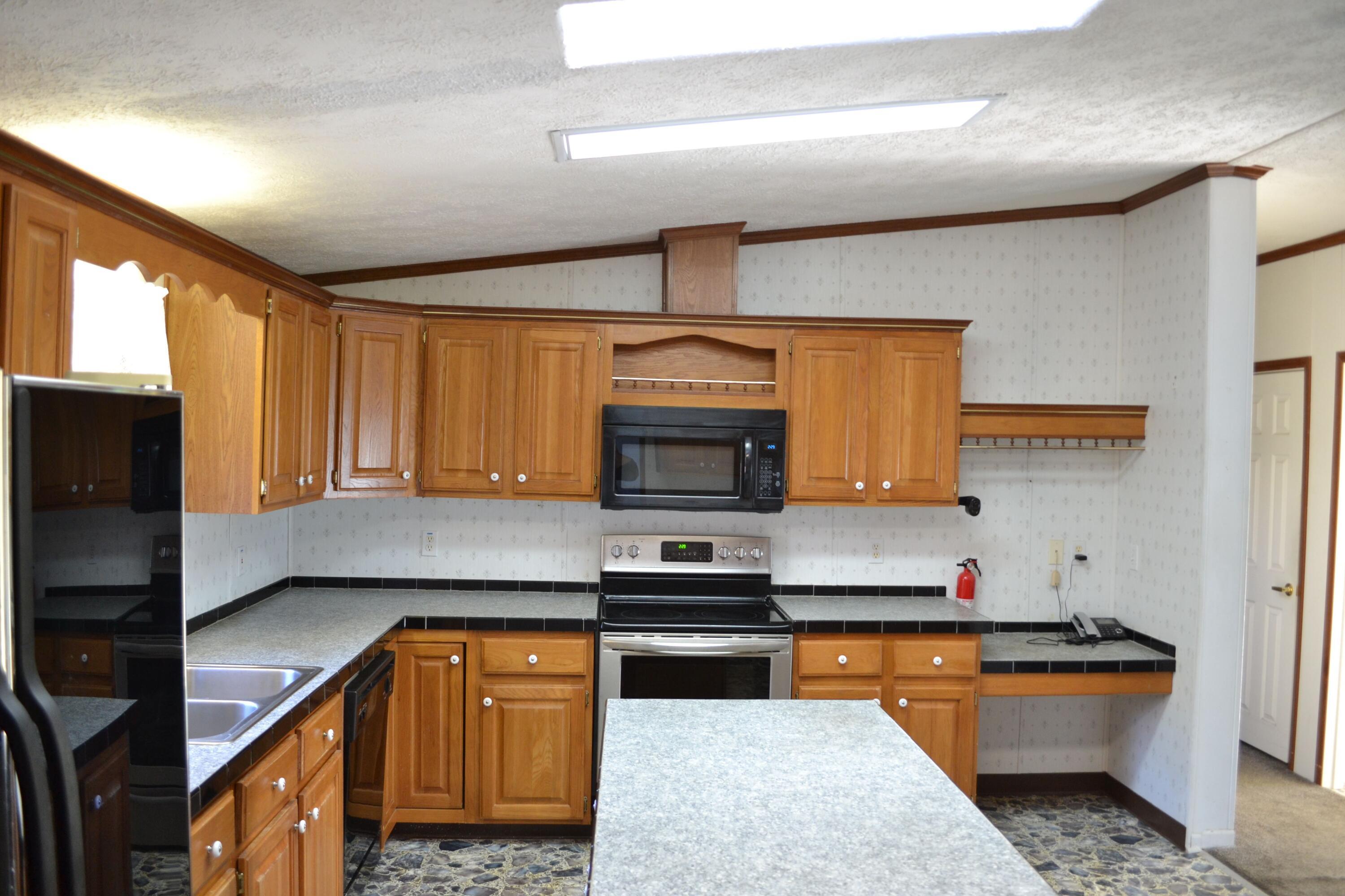 Image 3: image 683713