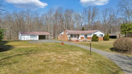 212 W-W Lane