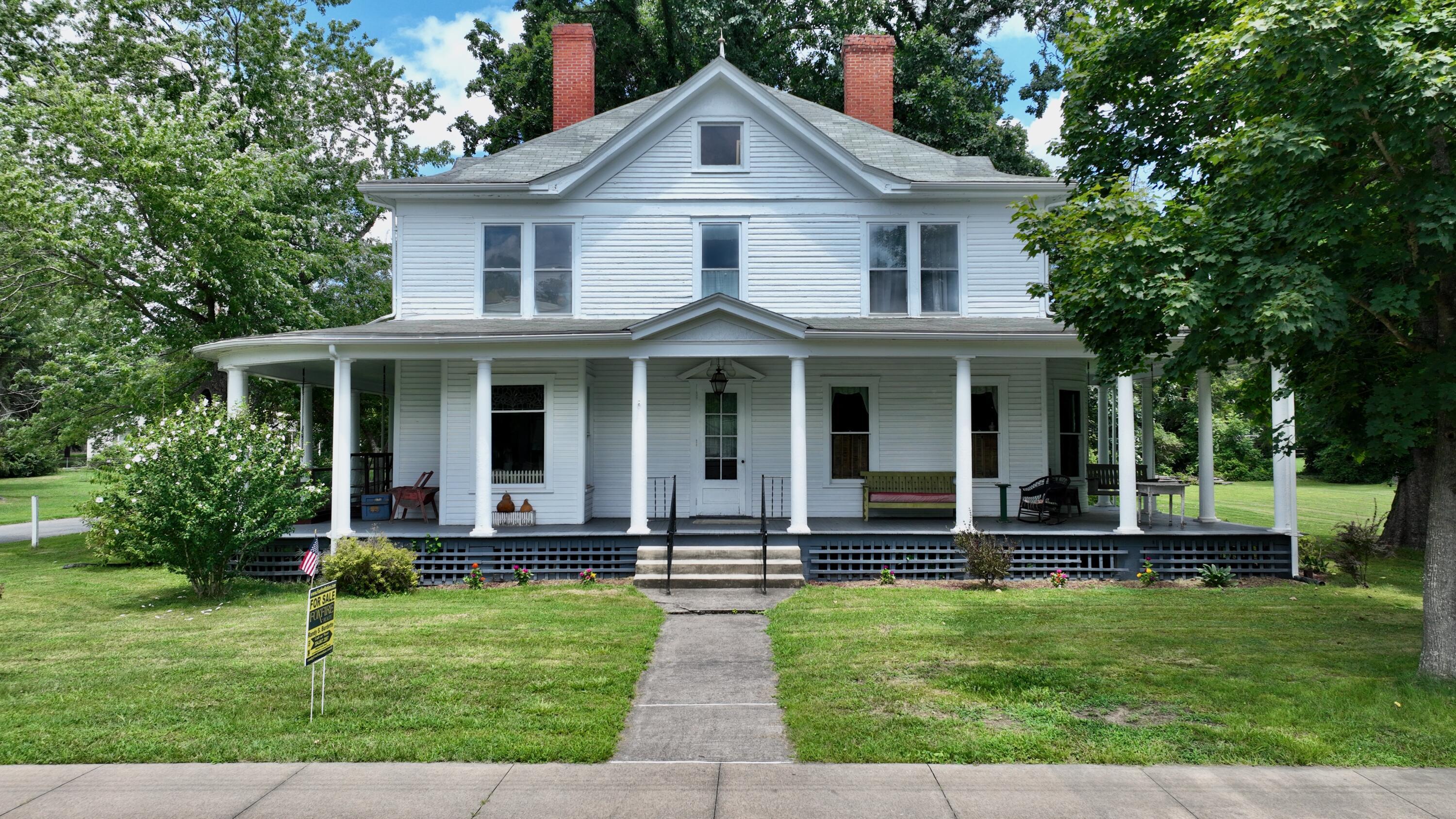 Image 1: The Underwood Home
