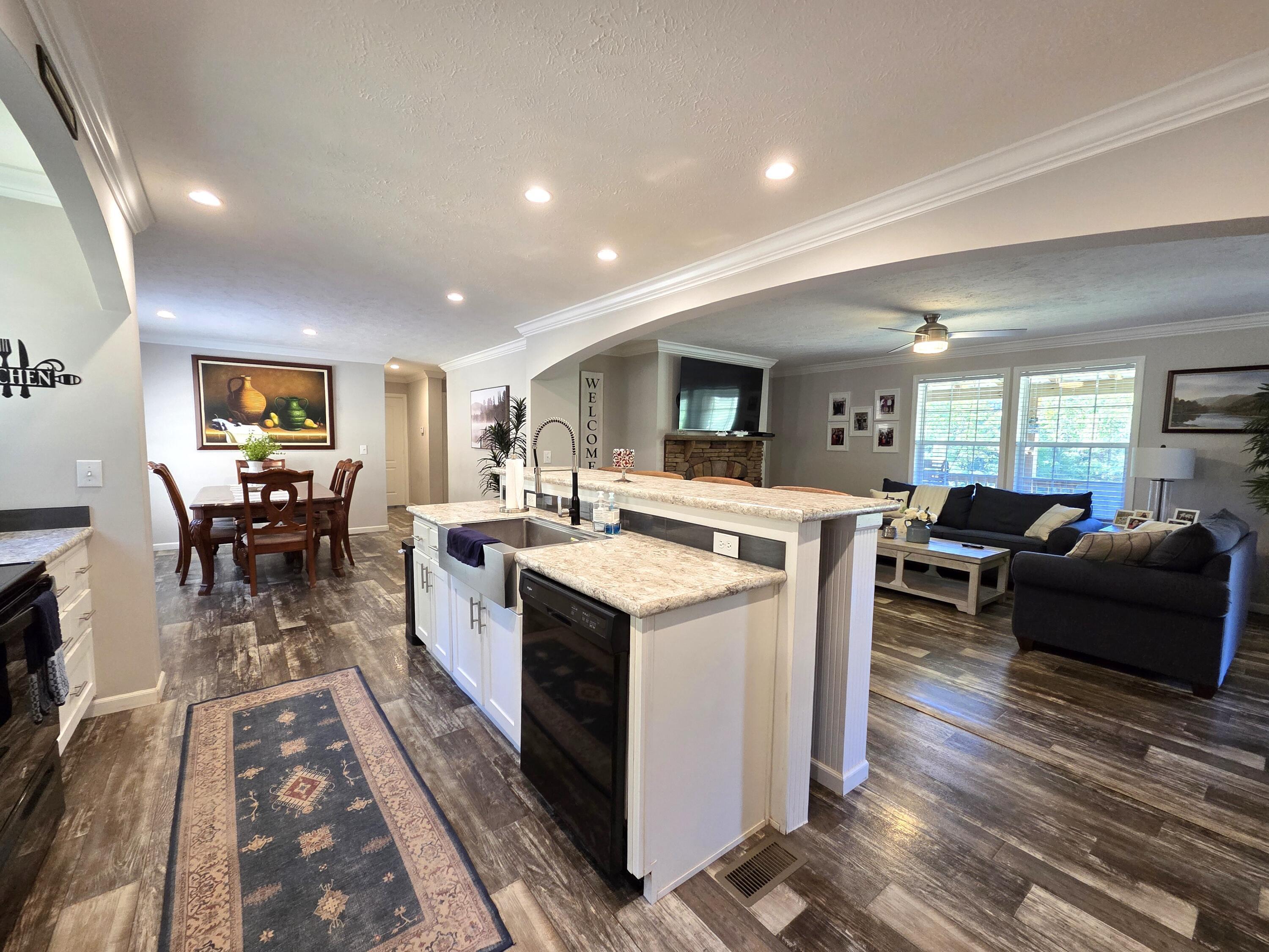 Image 1: Open Floor Plan