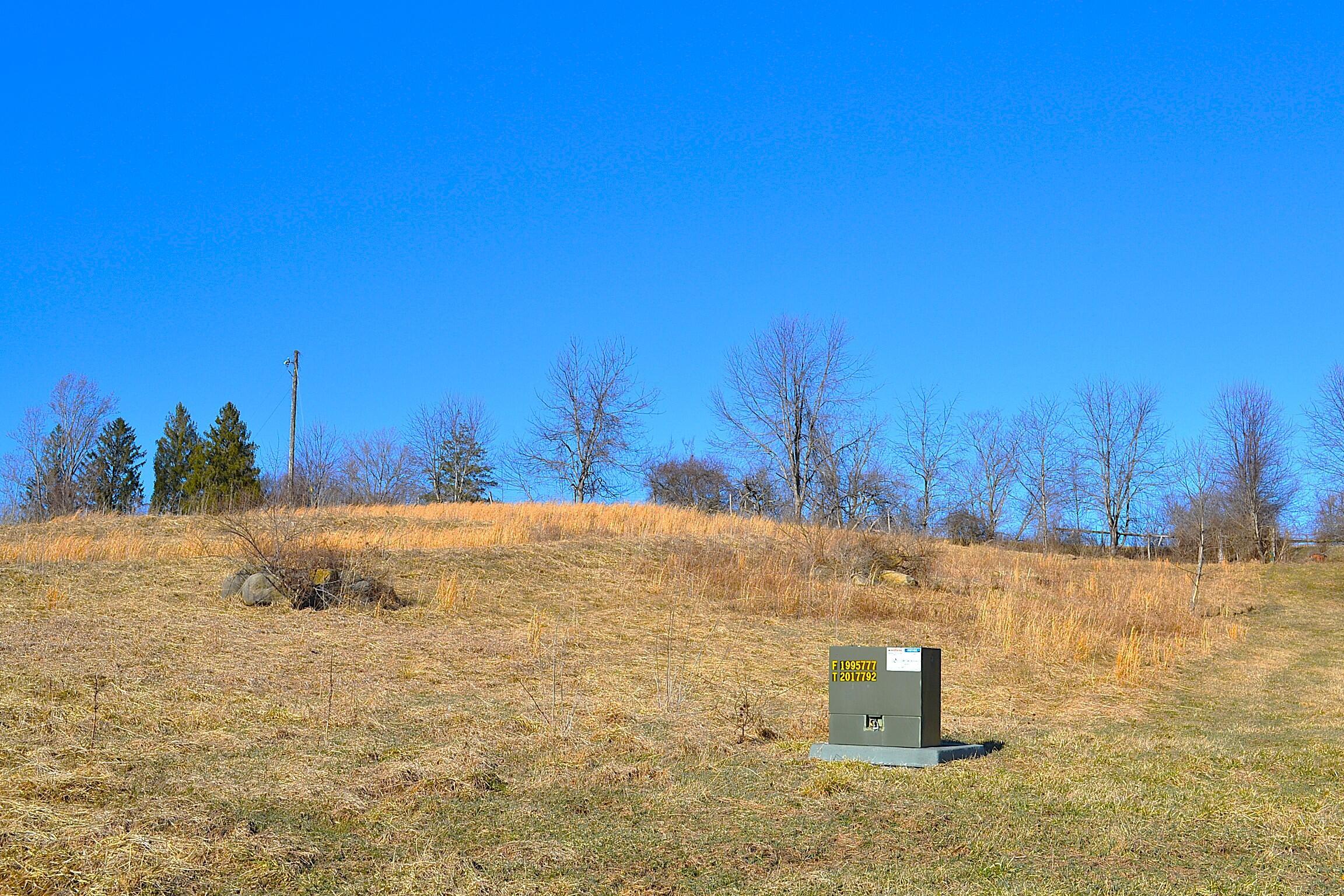 Image 3: Land View