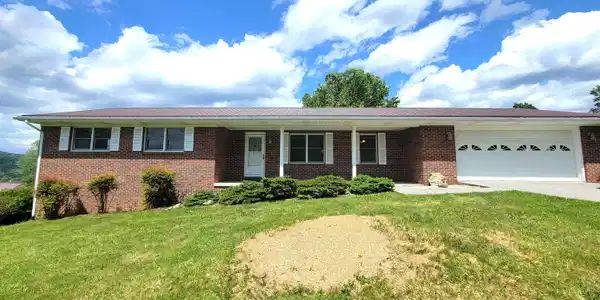 173 Pinehurst Ave
