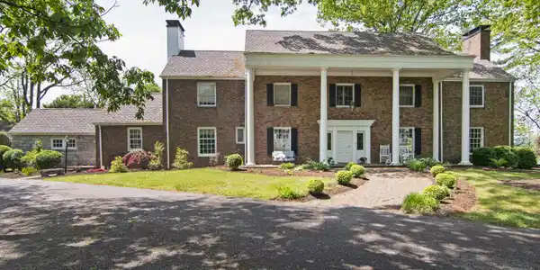 150 Bell Dr