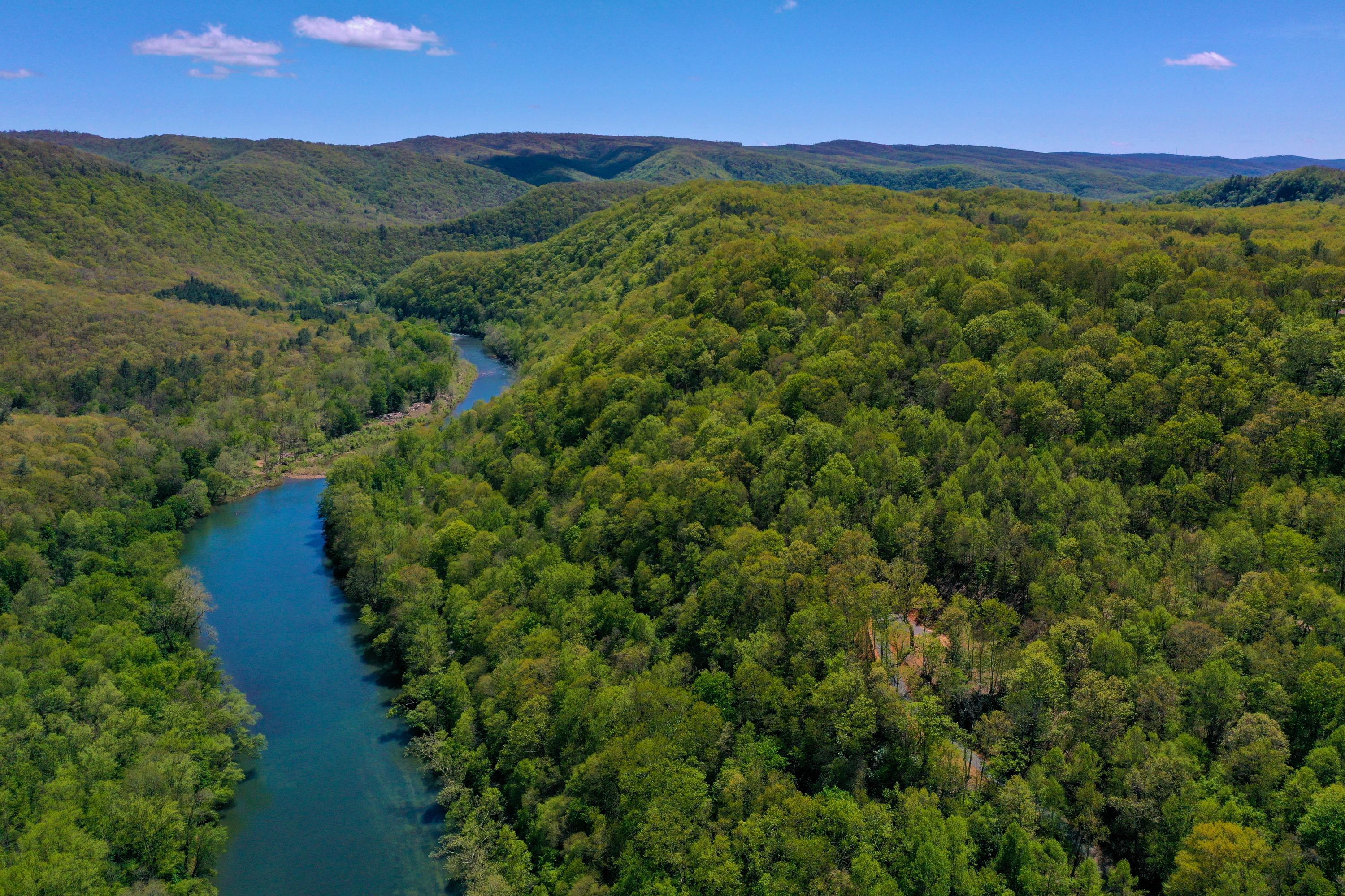 Image 2: Deeter Ridge