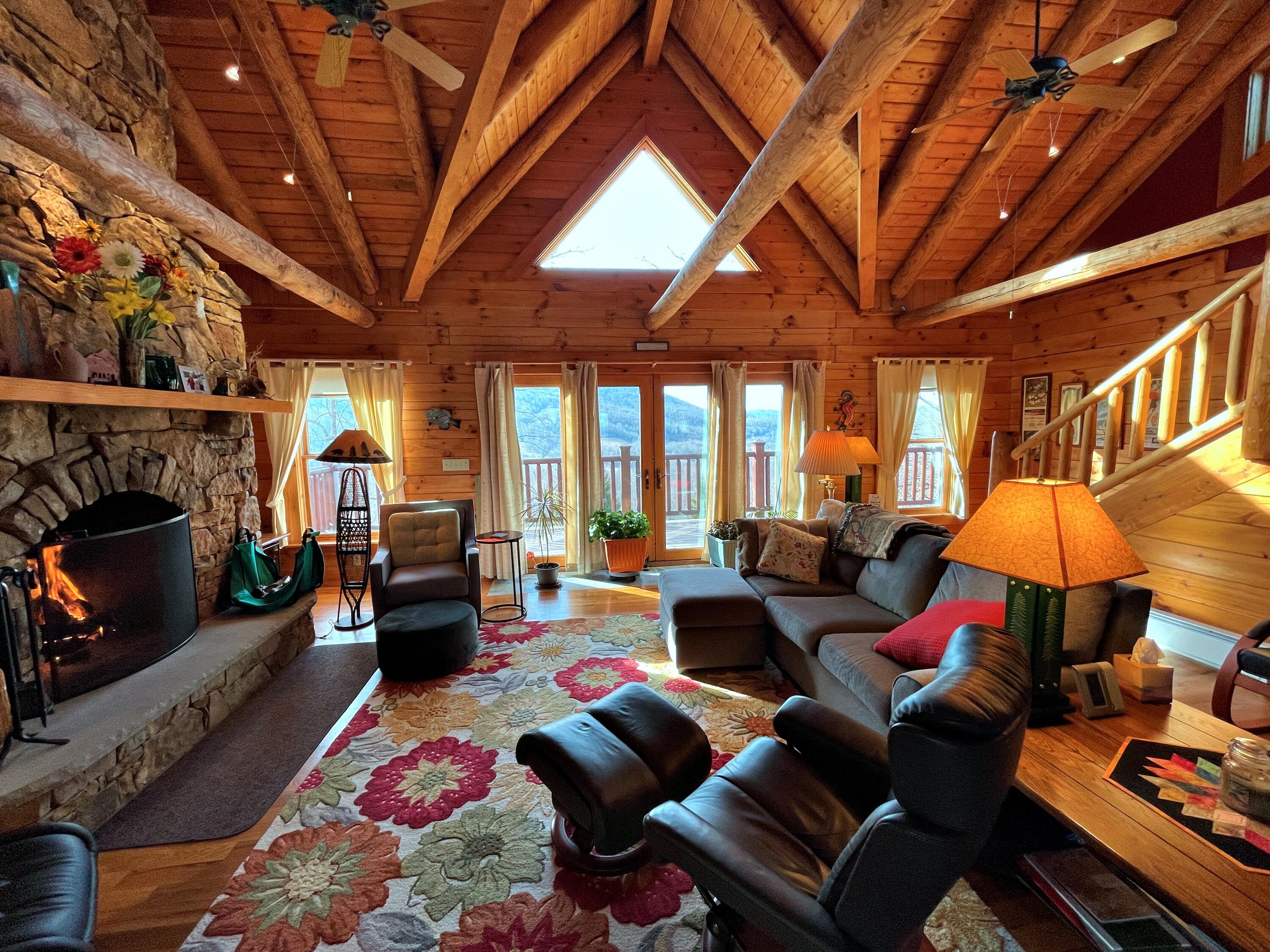 Image 3: living room