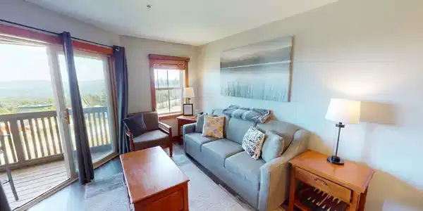 319 Highland House