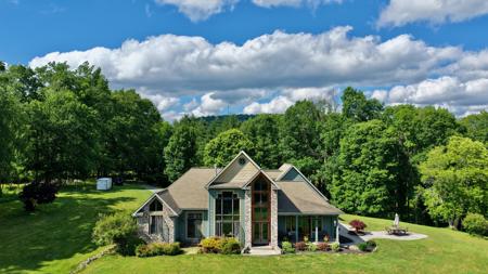 212 Ironwood Lane