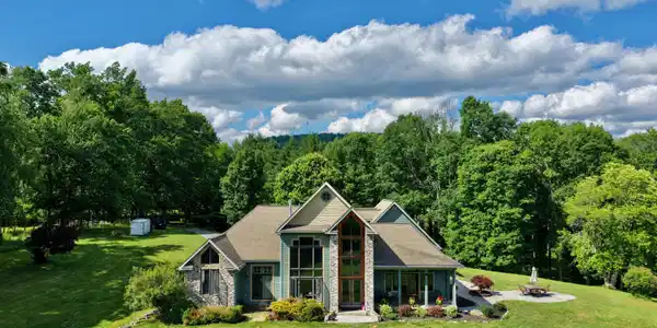 212 Ironwood Lane