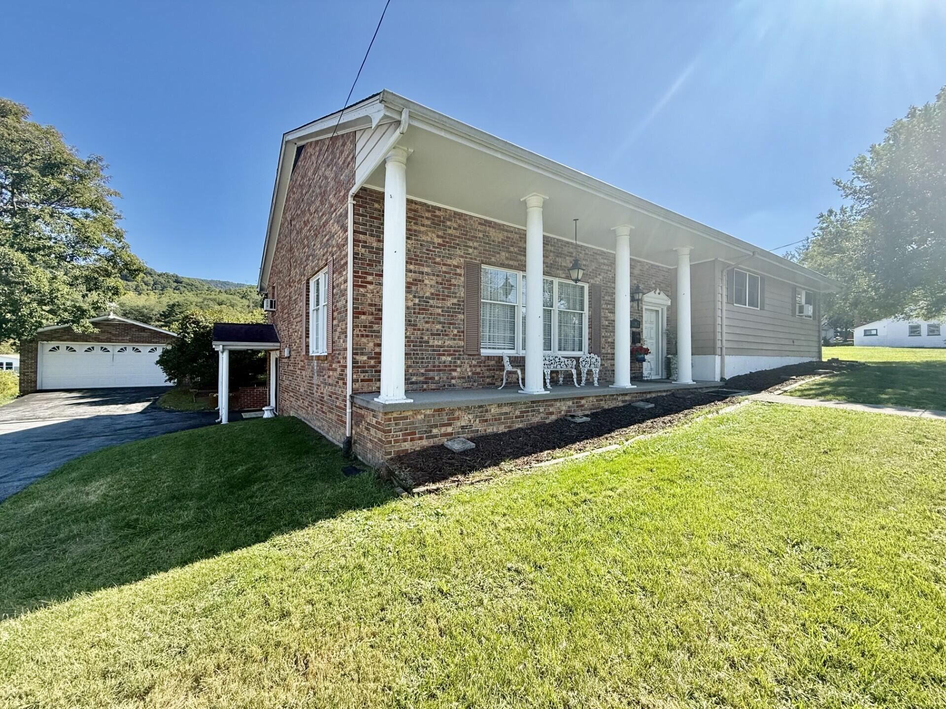 Image 2: thumbnail_IMG_6971